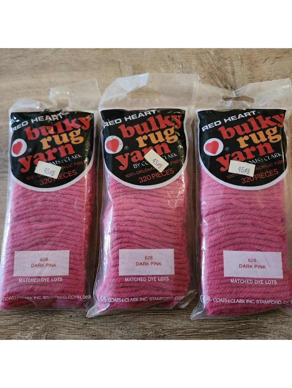 Vtg Red Heart Latch Hook Bulky Rug Yarn Dark Pink 628 NOS 3pkgs of 320pcs